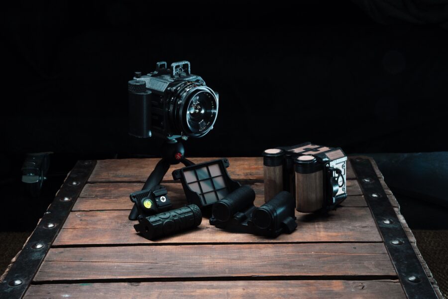 This article helps you to understand better the Goodman Zone medium format film camera